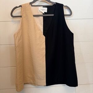 Pomander Place Two-Tone V-Neck Tank Top - Black & Beige
